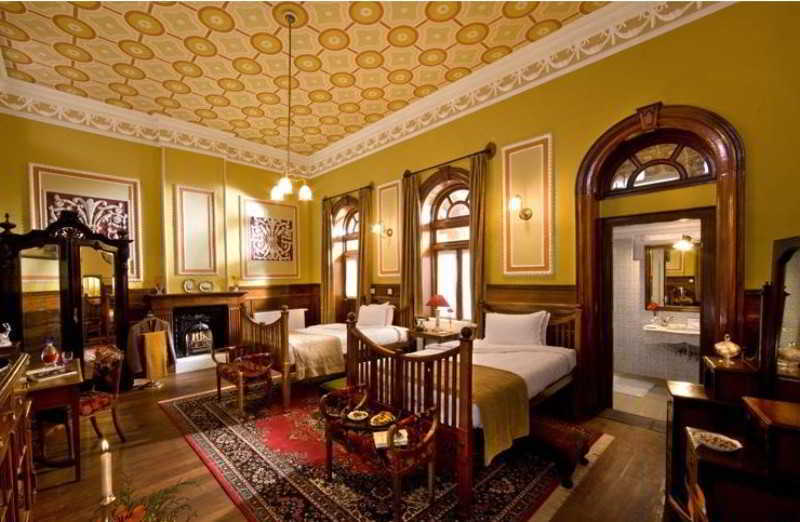 Welcomheritage Fernhills Royal Palace Ooty Ngoại thất bức ảnh