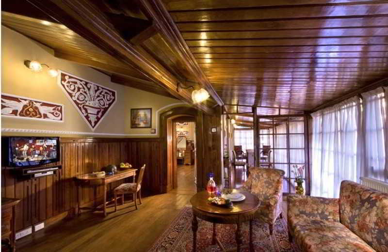 Welcomheritage Fernhills Royal Palace Ooty Ngoại thất bức ảnh